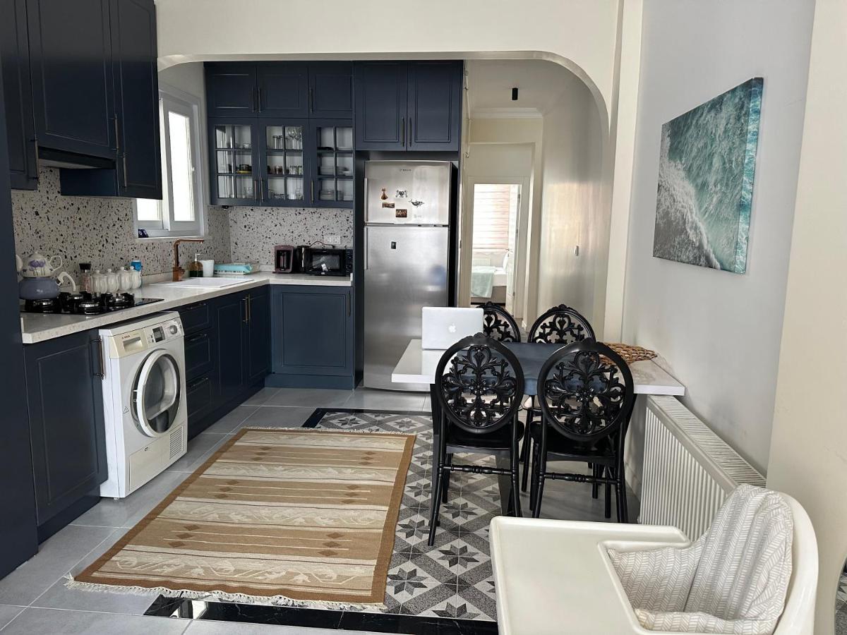 Center Of City In Besiktas 2 Plus 1 With 2 Bathroom And 3 Air Conditioner Isztambul Kültér fotó